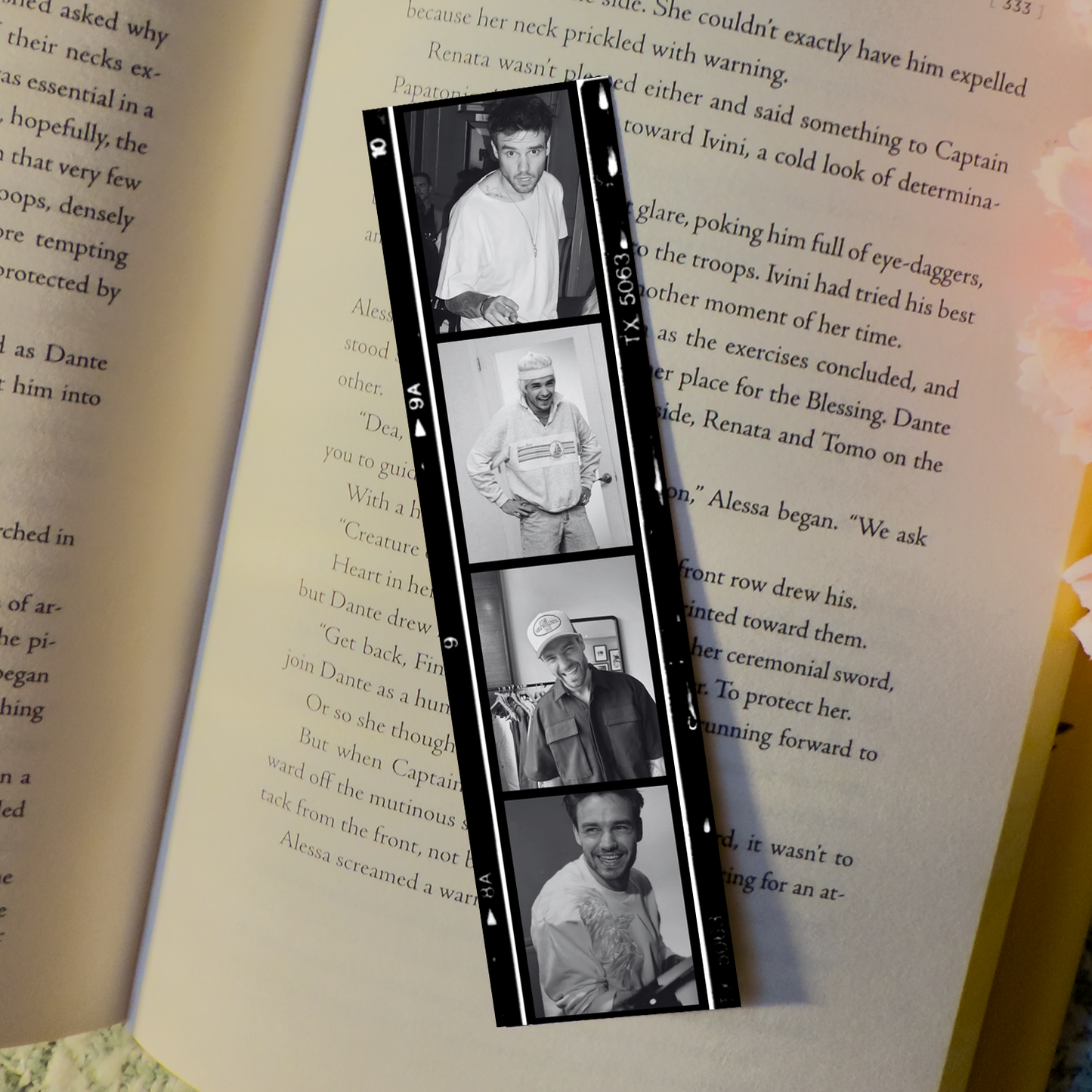 Photobooth LP Singer Bookmark